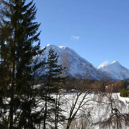 아파트 Andys Bergblick 로이타쉬